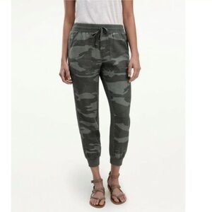 NWT Splendid Camo Joggers